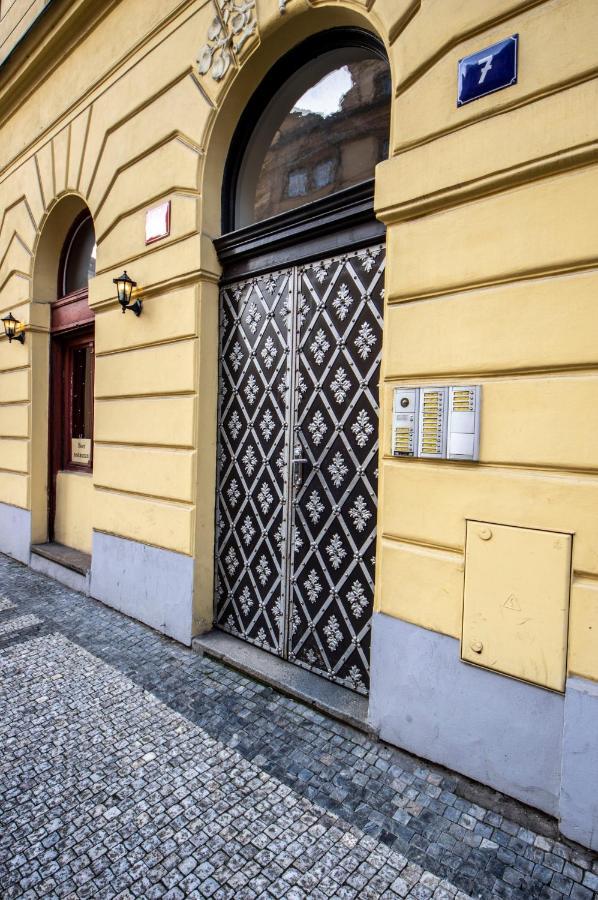 Autentic Apartments Platnerska Praga Esterno foto